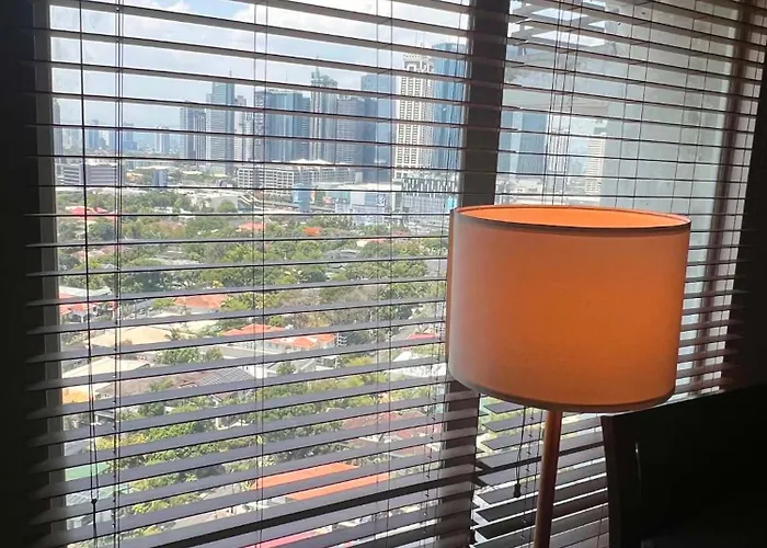 Lancaster In Mandaluyong Near Mrt Shaw Blvd 4* Manila